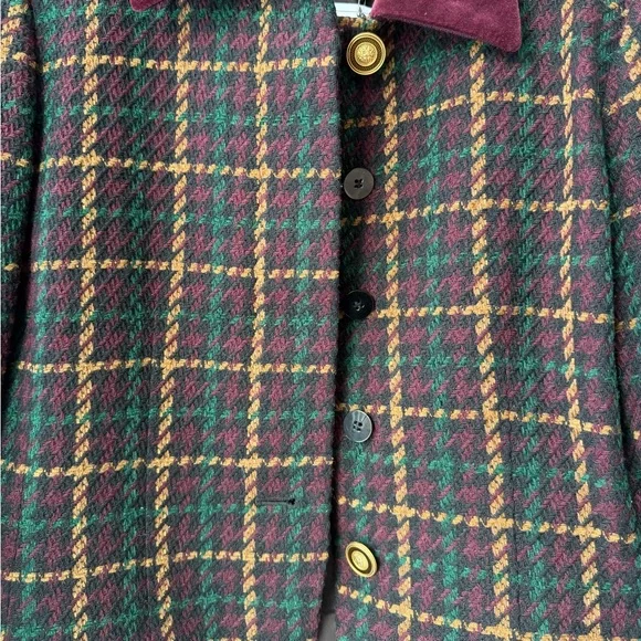 Vintage Kasper ASL tailored Women's Chanel style
Plaid blazer - Picture 6 of 9